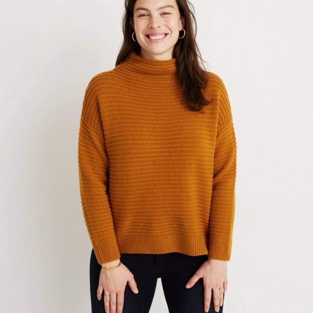 NWT Madewell Belmont Mock Neck Sweater in Golden Harve